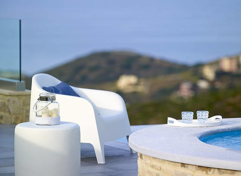 Minimalist Mediterranean Blue Key Villa With Sea View & Infinity Heated Pool Agia Pelagia Dış mekan fotoğraf